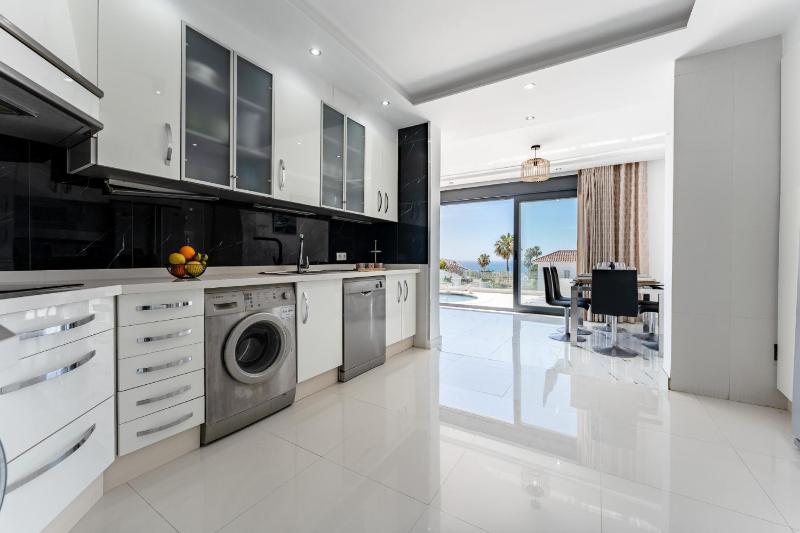 MalagaSuite Villa Riviera Mijas Pearl - image 43