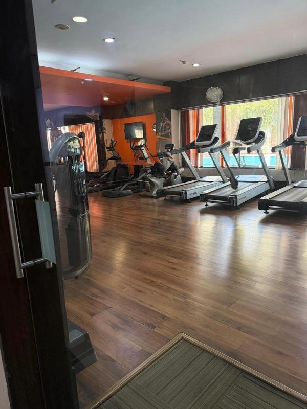 Heaven Retreat-1 BHK Luxury Apartment-10th Floor - image 5
