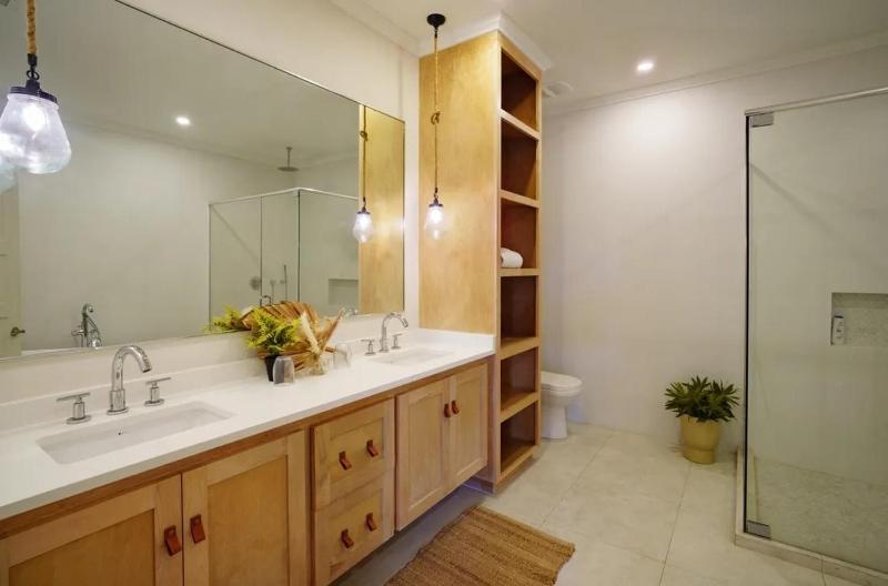 Luxury 7-Bedroom Sandy Lane Estate Villa with Pool & Beach Club Access - image 14