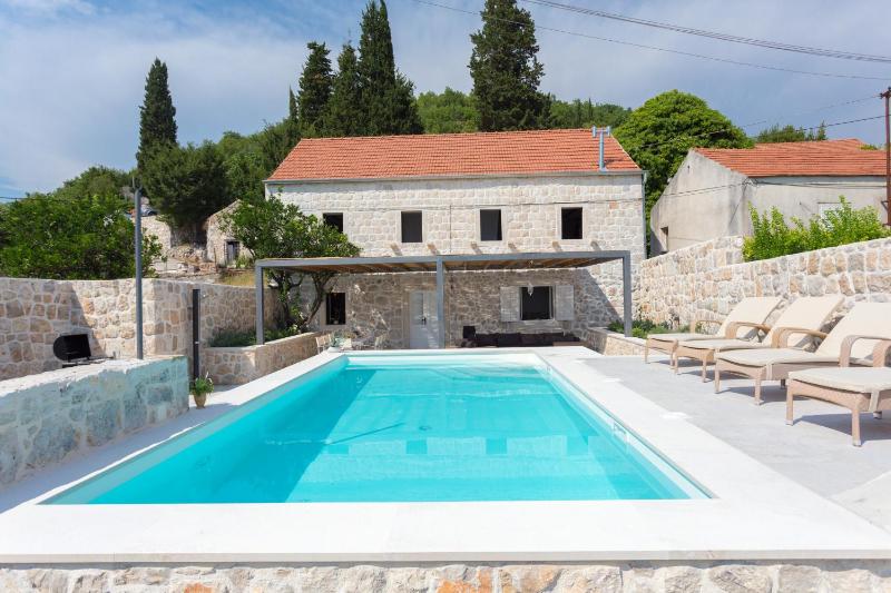 Hedera Estate Villa Hedera VIII - image 10
