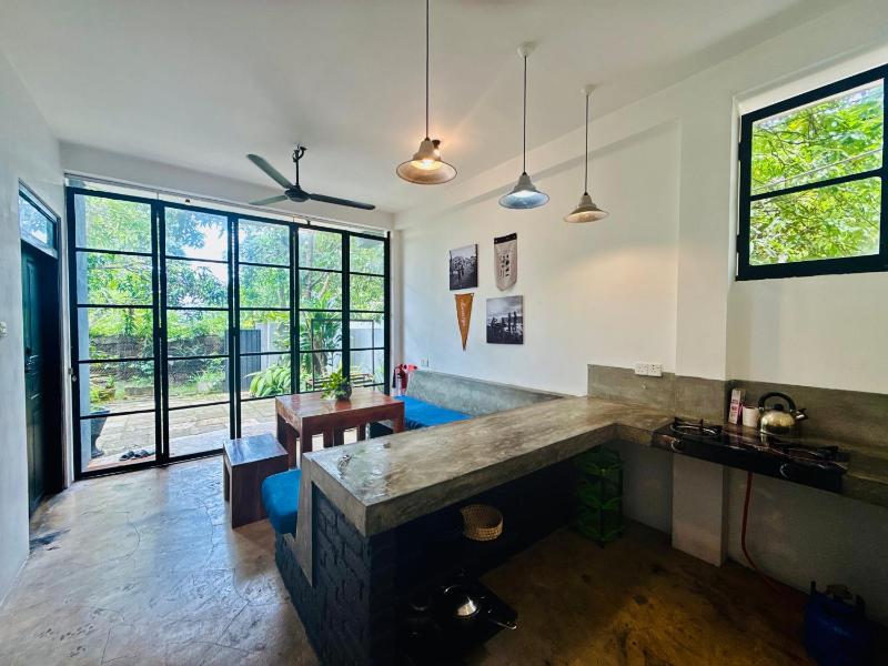 REZ SPACE Apartment 05 - image 15