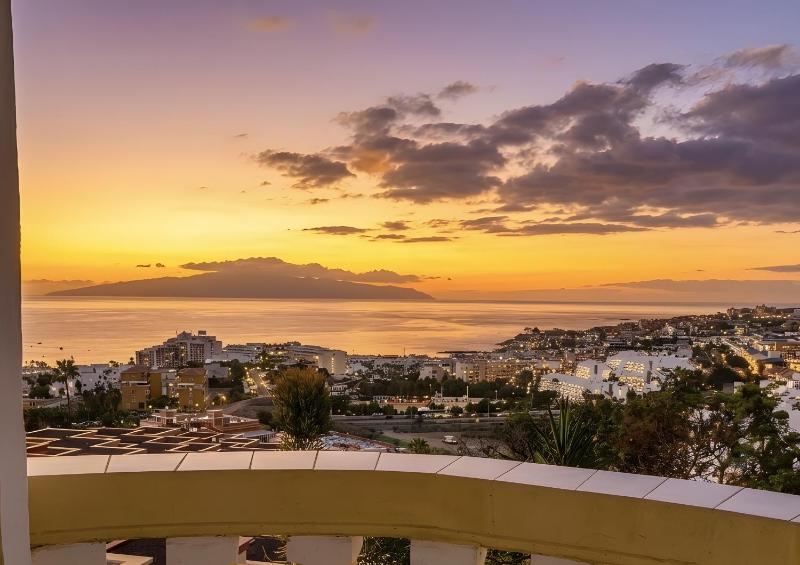 Las Americas 2 bedroom apartment - image 16