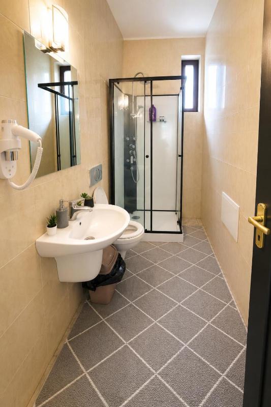 Nestora Residence1 - Free Private Parking - image 7