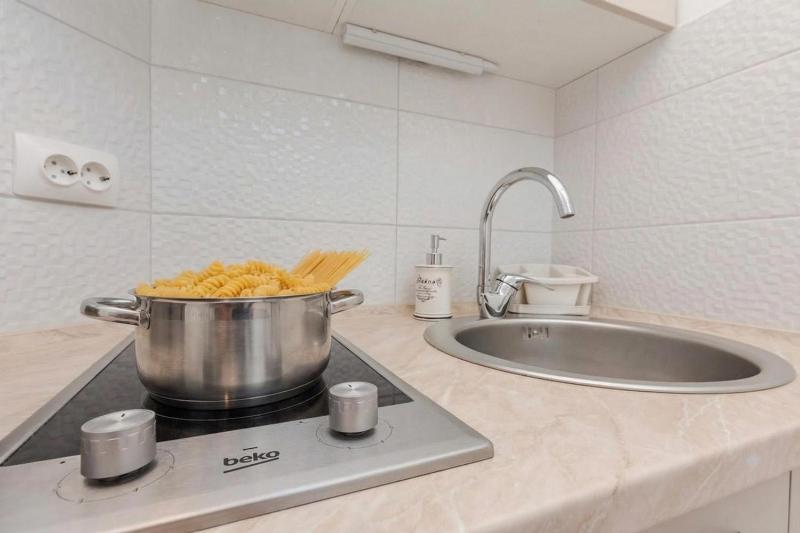 Flora Maris Pool Apartments - image 38