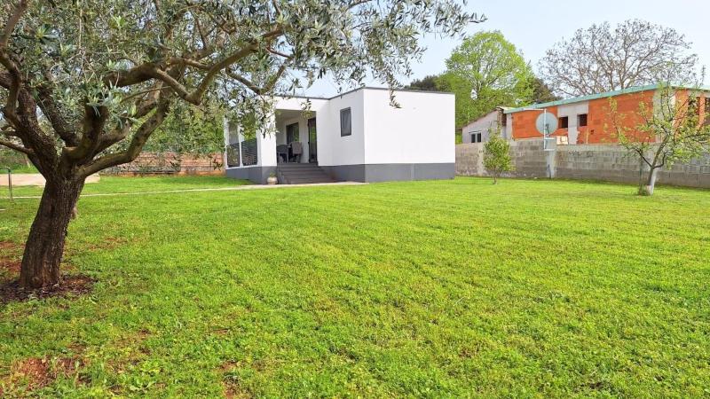 Holiday Home Lucija - image 2