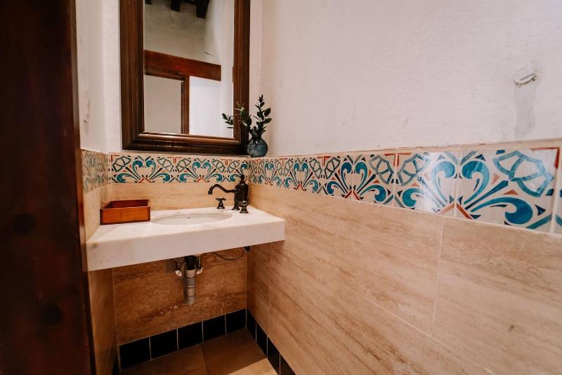 Casa Tridentino - A Timeless Colonial Treasure! - image 5