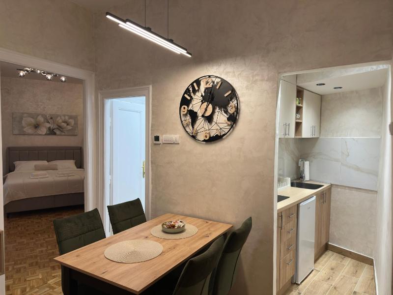 Apartment Lola - image 15