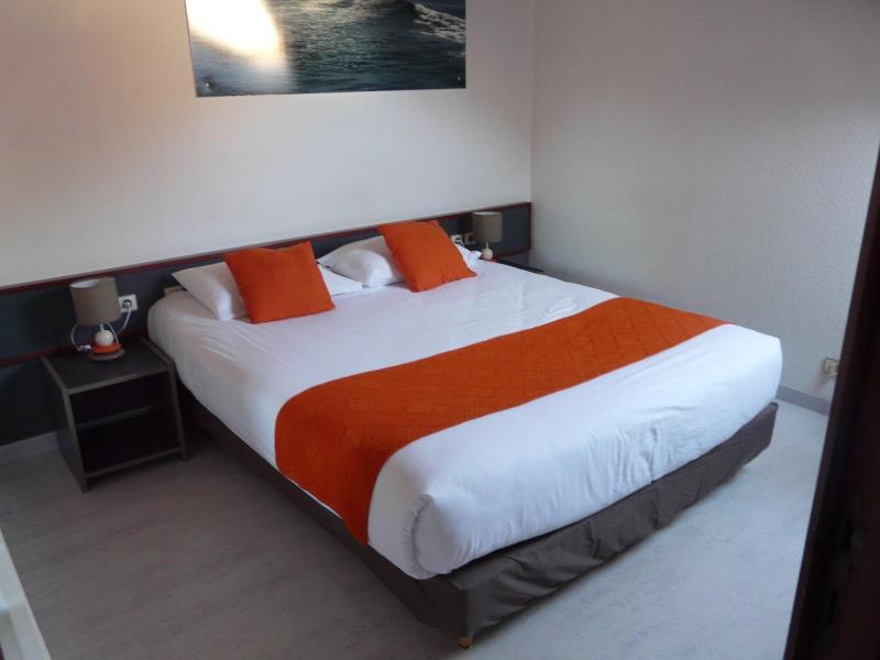 Privilege Double Room in Bungalow image 4