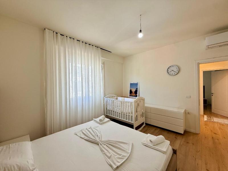 Arlan's Beach Apartment - image 14
