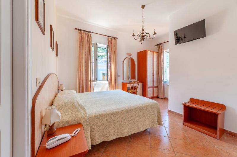 Hotel Monti - image 35