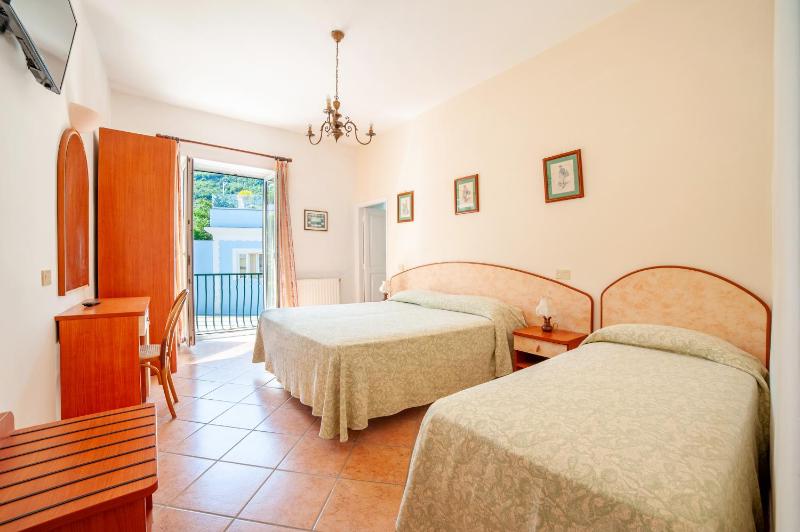 Hotel Monti - image 32
