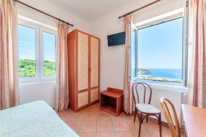 Hotel Monti - image 41