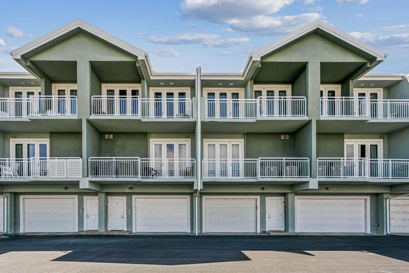 445 Fort Pickens Rd - image 20