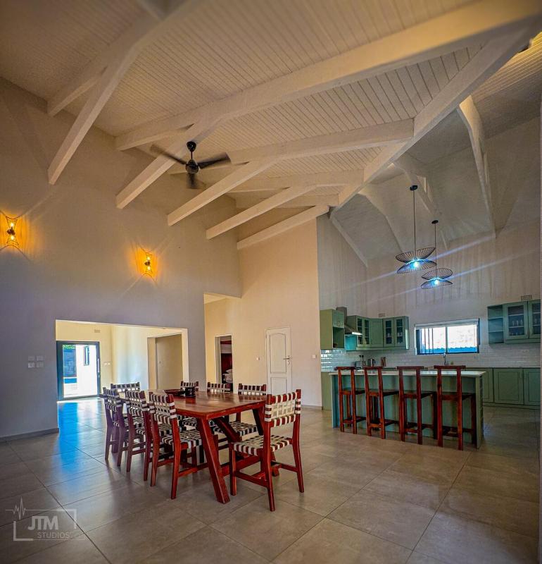 Judith & Sylvester Hideaway - image 10