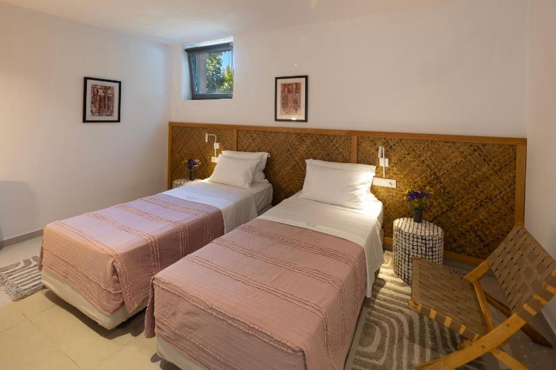 Kechria Bay Villas - image 28
