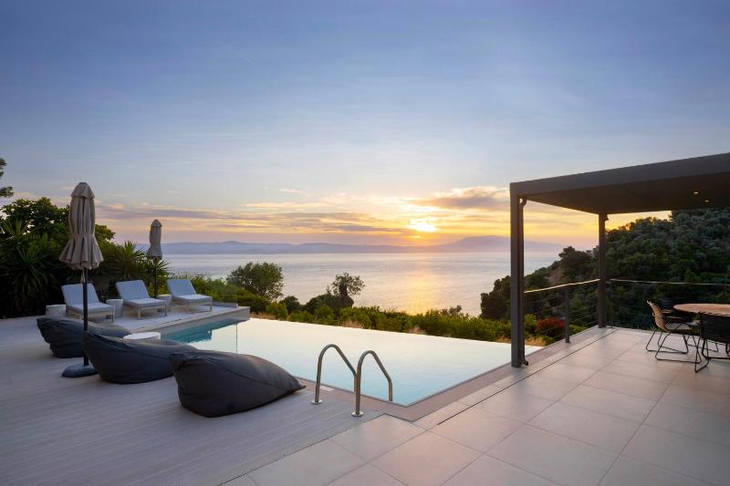 Kechria Bay Villas - image 26