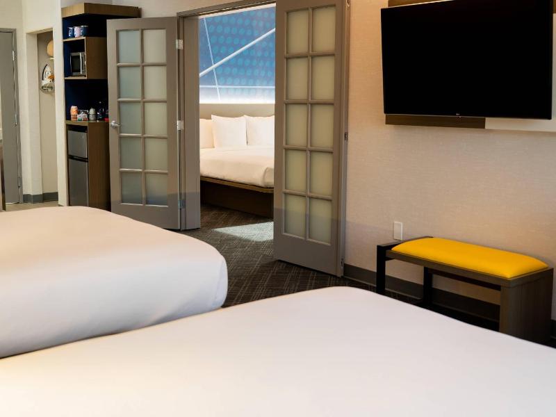 Comfort Suites Airport Tukwila Seattle - image 16