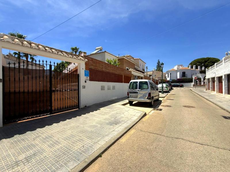 Nerja Paradise Rentals - Villa Los Leones - image 42