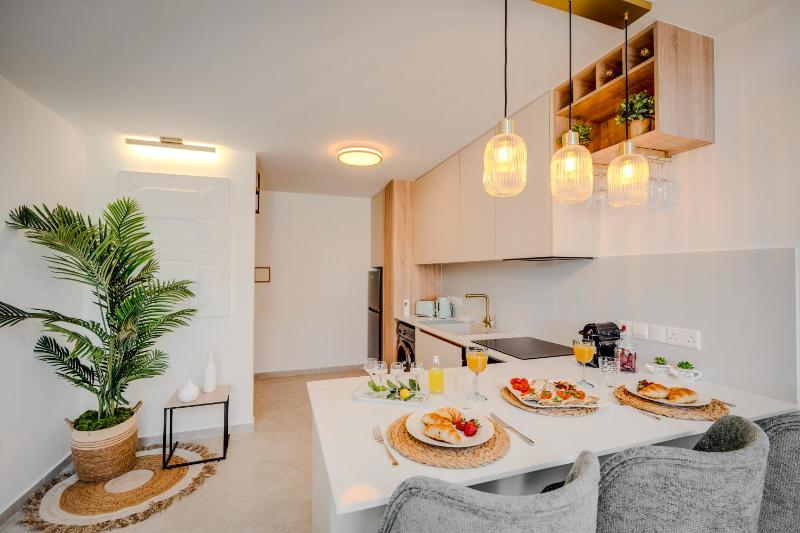 Antheo-Nest Apartments - image 6