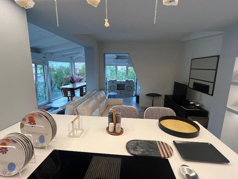 BIGGIE House - image 5
