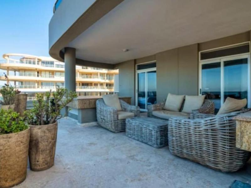 205 Ballito Manor Gardens C Breeze Holiday Letting - image 9