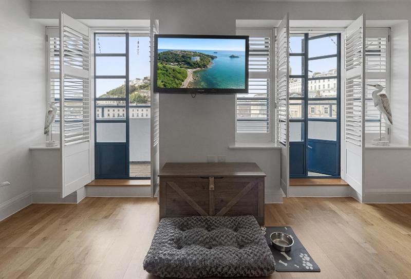 Harbour Lights Apartment - image 14