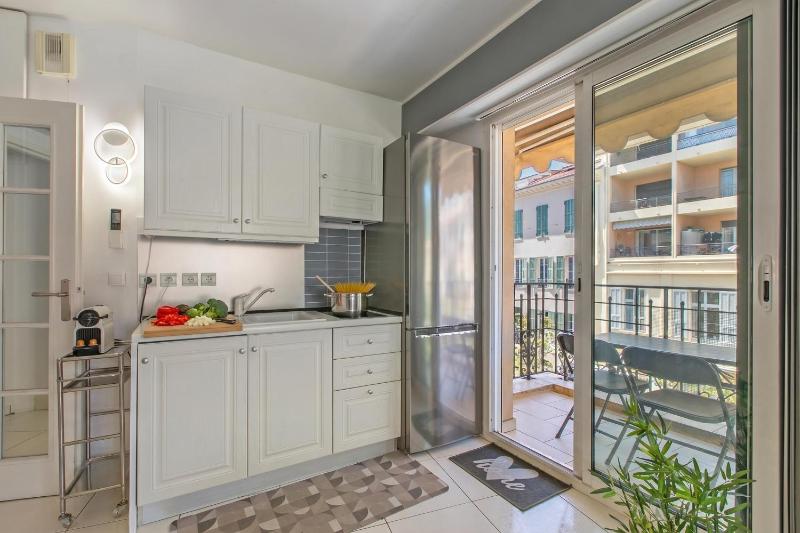Victoria Beach Apartments - image 48
