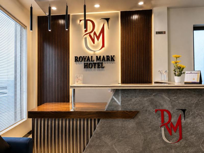Royal Mark Lodges - image 4