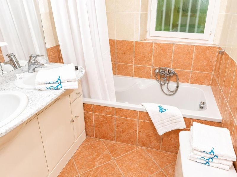 Apartment with Pool in Heart of Cagnes-sur-Mer - image 24