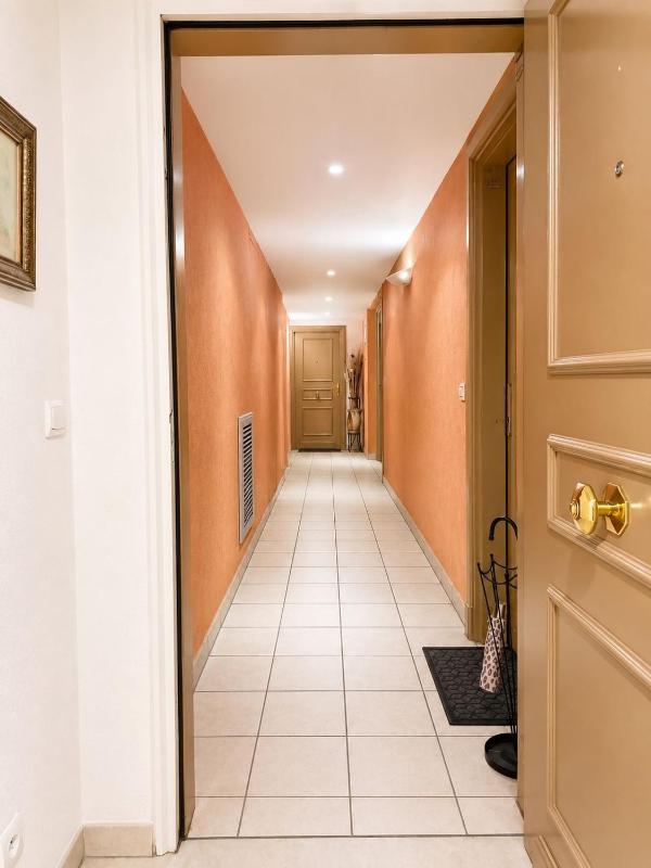 Apartment with Pool in Heart of Cagnes-sur-Mer - image 13