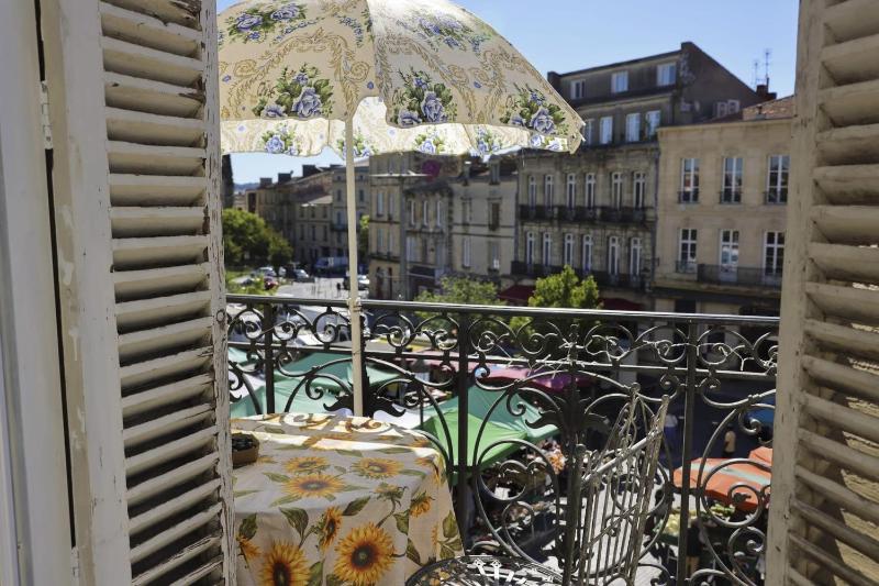 Apartment in the heart of Saint-Michel - image 8
