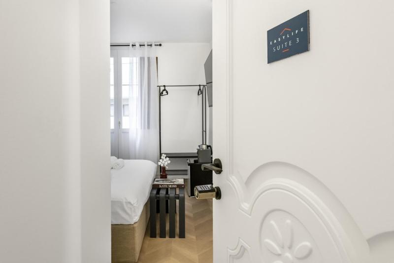 Easylife - Suite in Piazza del Duomo Como - image 4
