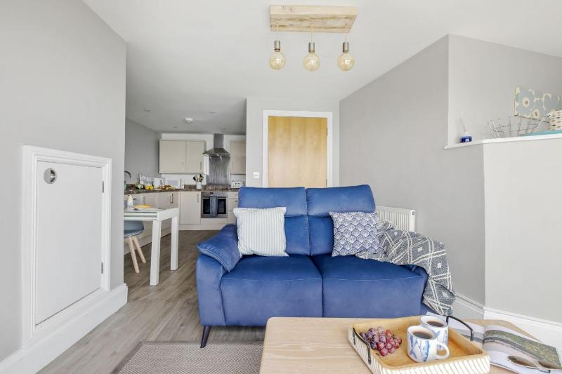 Marina View Suite Astor House - Sea view 250 meters from beach - image 8
