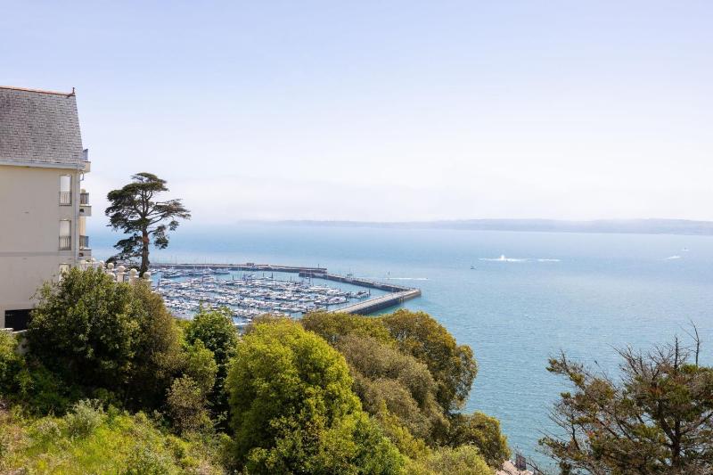 Marina View Suite Astor House - Sea view 250 meters from beach - image 14