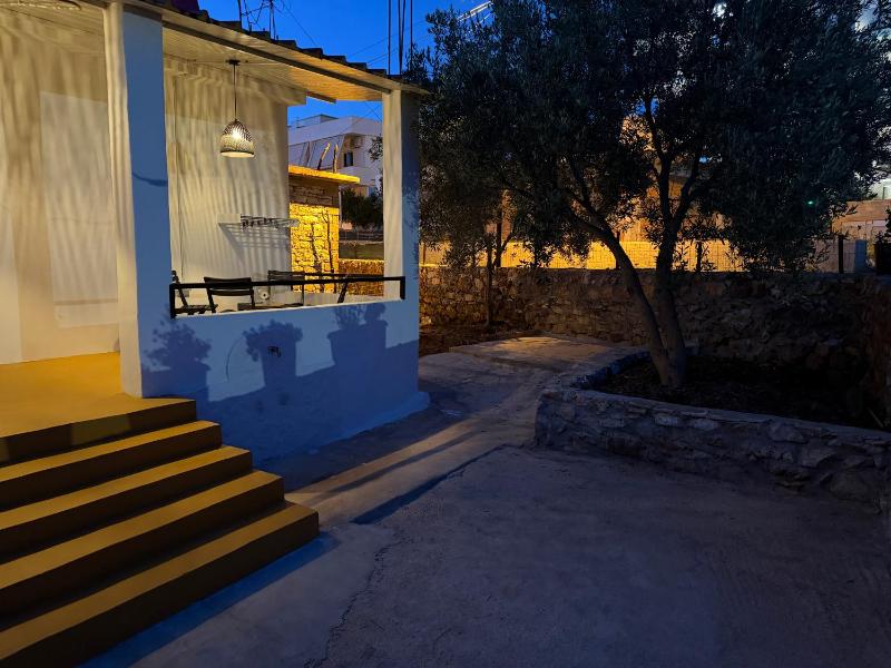 Take Ksamil House - image 9