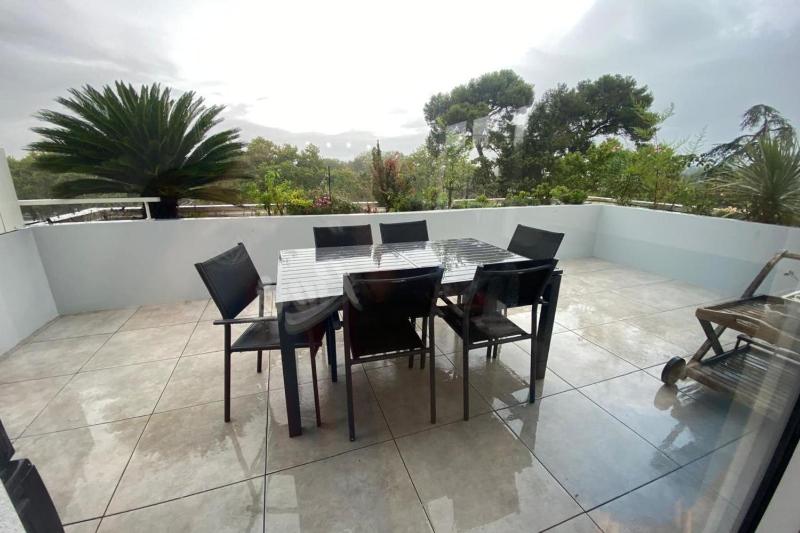 Apartment with Pool and Terrace in Montpellier - image 12