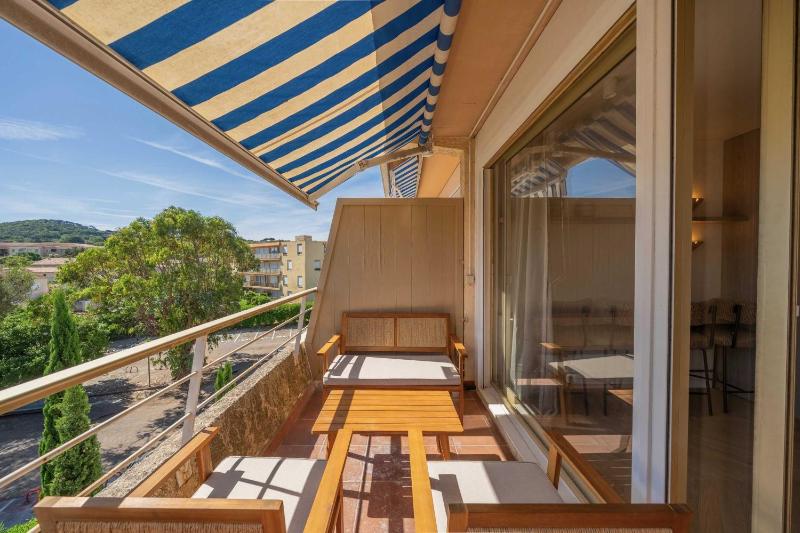 Cosy studio with parking/balcony- 4P-Saint-Tropez - image 10