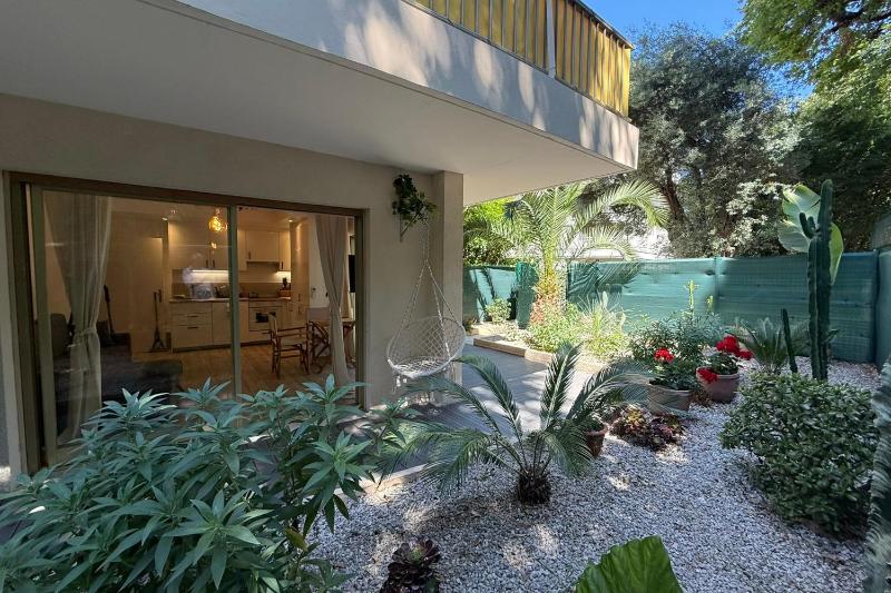 Terrasse & Calme 8 min mer Garage privé - image 8