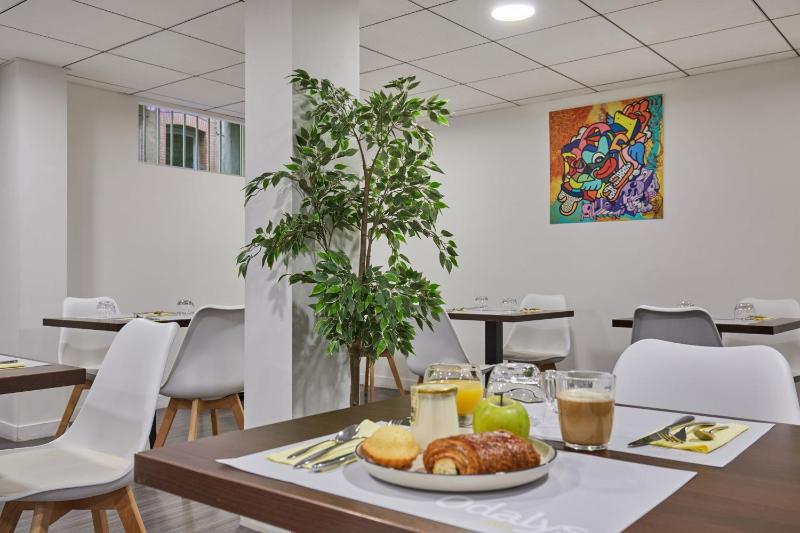 Appart'hôtel Odalys City - Toulouse Centre Gare - image 5