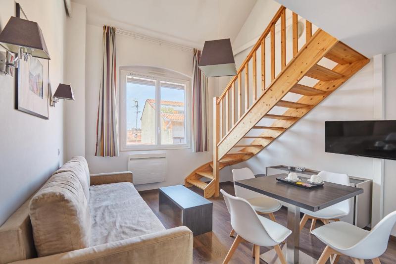 Appart'hôtel Odalys City - Toulouse Centre Gare - image 10