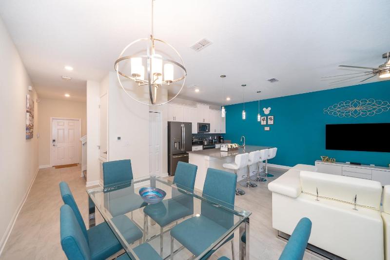 4BR Town House with Pool 4830FA - image 20