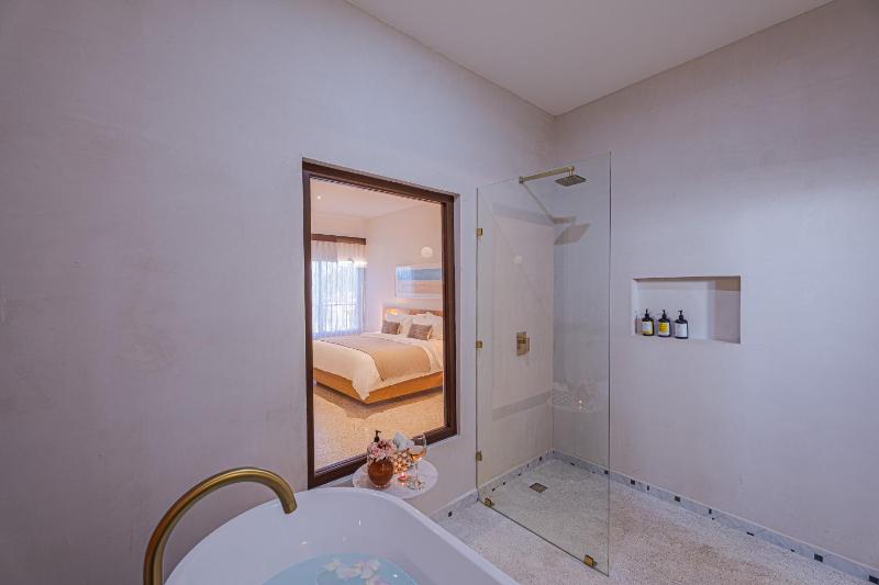 Abasolo Clubhouse - image 36