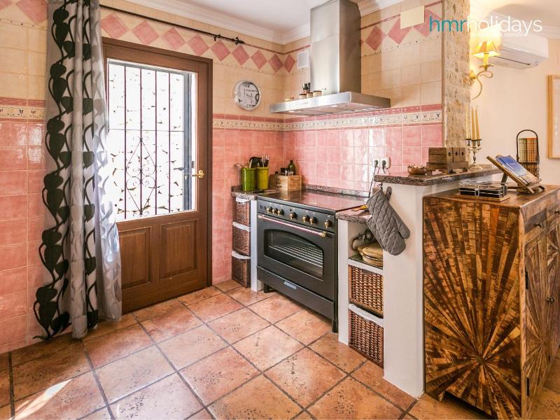 Villa Talia by HMR Holidays Moraira - image 20