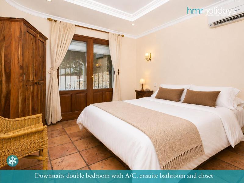 Villa Talia by HMR Holidays Moraira - image 26