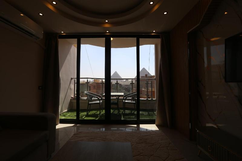 Sacred Pyramids Stay - image 15