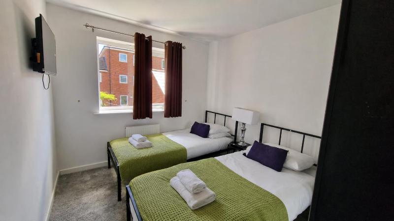 Cheltenham Corporate House| Spa Stn 3 min| Parking - image 13