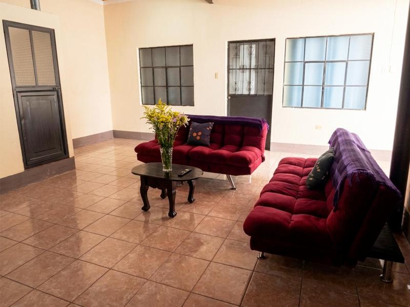 Casa Céntrica en Antigua Guatemala - image 6