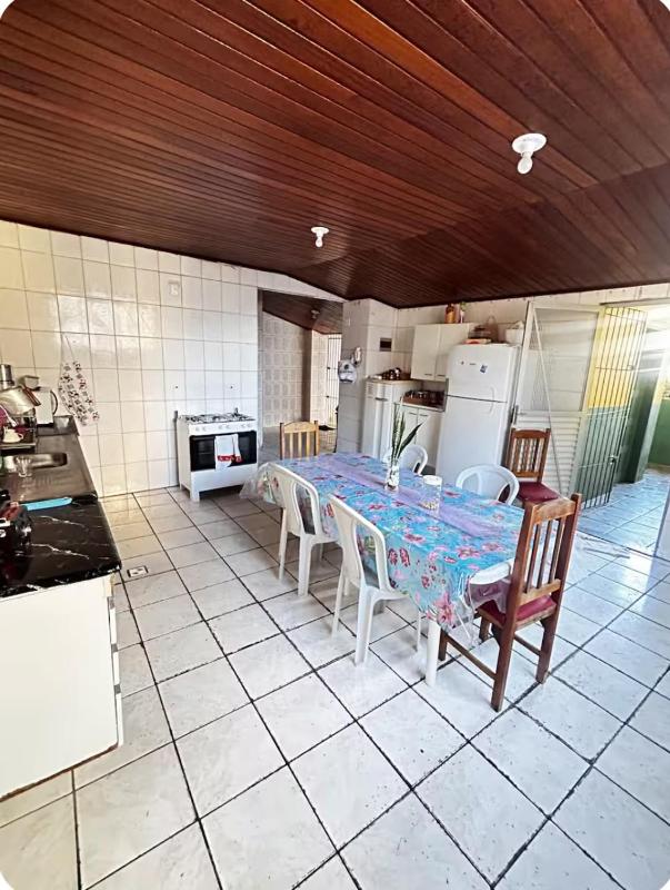 Polly House - image 12