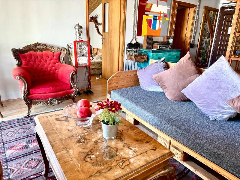 ANTALYA MERKEZ KALEİÇİ MUHTEŞEM TARİHİ ÇATI KATI DAİRe - image 11