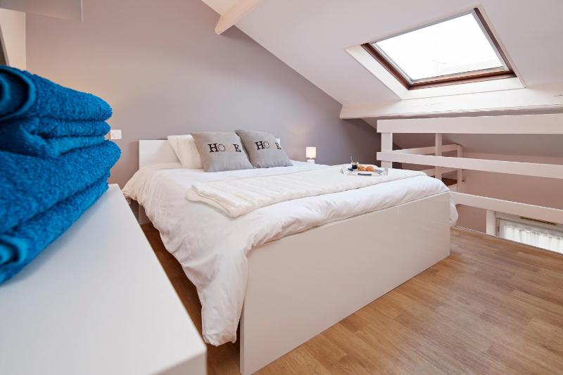 Au Coeur de Nantes Apartment - image 5